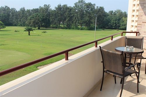 Roca Golf Hotel Buyumbura Exterior foto
